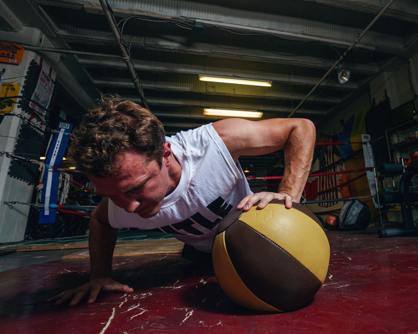 TITLE Boxing Retro Leather Medicine Balls