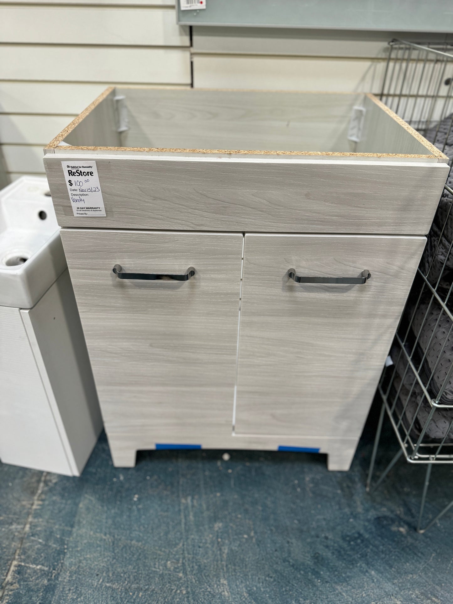 Small Bathroom Vanity